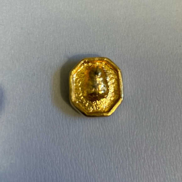 💜Vintage Gold Geometric Stud Earrings with Swarovski crystals - Picture 3 of 3